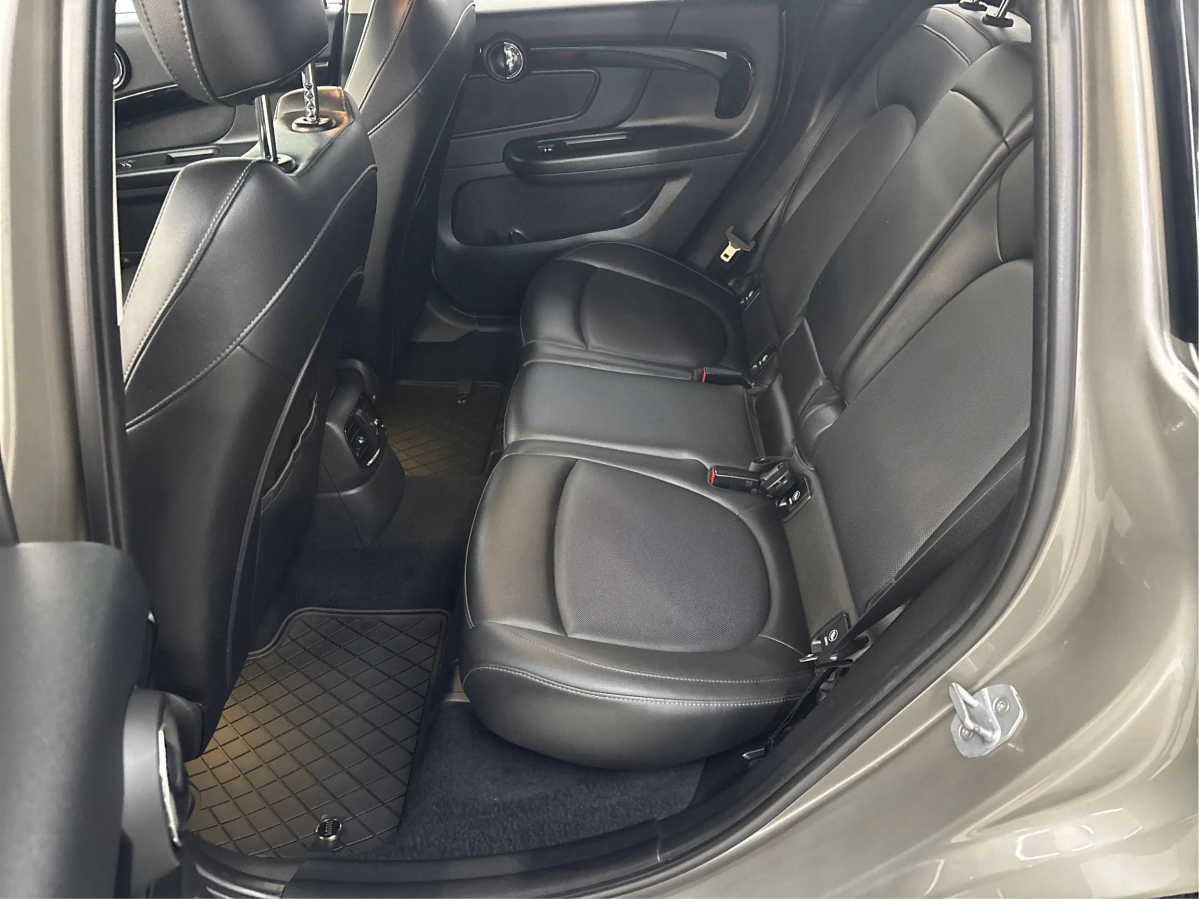 Used 2019 MINI Cooper Countryman S w/ Premium Package AWD/4WD image 14