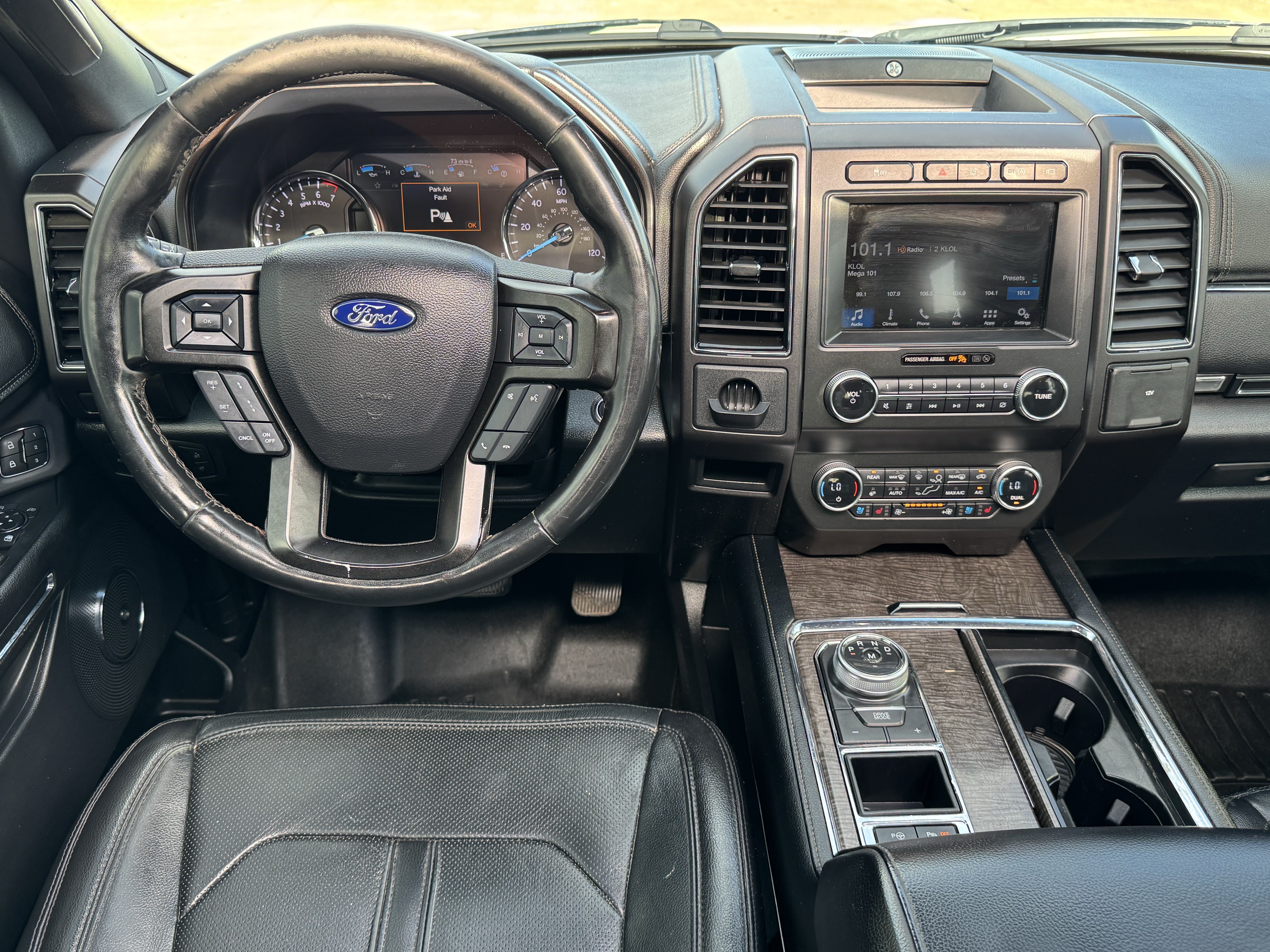 Used 2019 Ford Expedition Limited w/ Equipment Group 302A RWD image 23