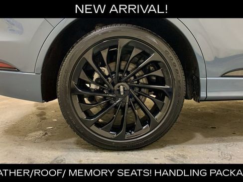 Used 2025 Lincoln Aviator Reserve w/ Equipment Group 201A AWD/4WD image 18