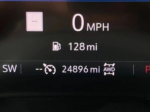 Used 2020 Buick Encore GX Essence w/ Experience Buick Package AWD/4WD image 12