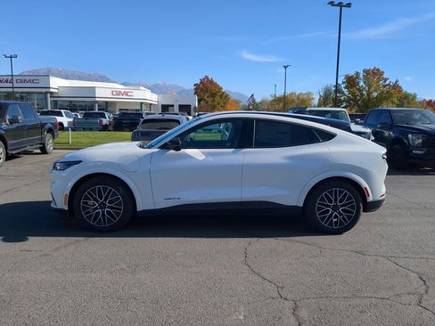 New 2025 Ford Mustang Mach-E Premium image 9