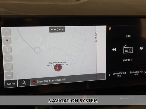 Used 2024 Kia Sportage EX w/ EX Premium Package image 3