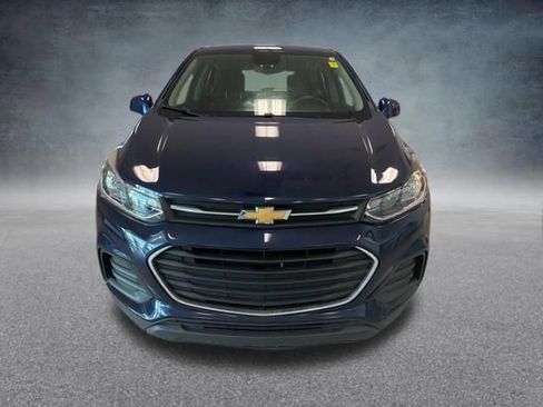 Used 2017 Chevrolet Trax LS FWD image 3