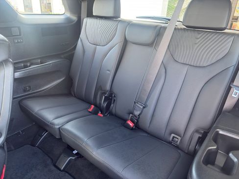 Used 2023 Hyundai Palisade Calligraphy w/ Cargo Package image 19