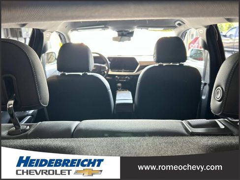 Certified 2024 Chevrolet Trax LT w/ Driver Confidence Package FWD image 31