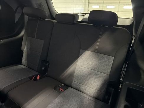 New 2026 GMC Acadia Elevation image 17