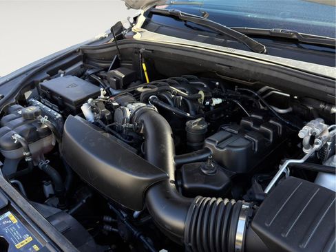 Used 2024 Dodge Durango GT image 23