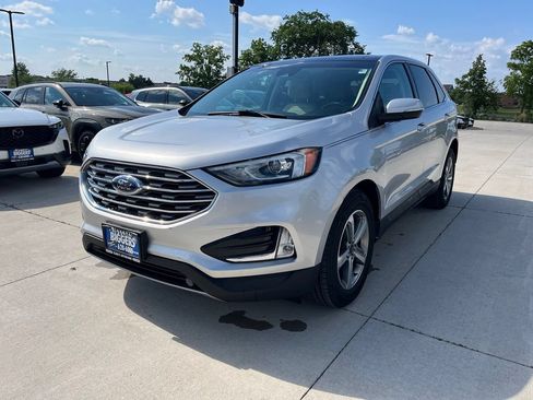 Used 2019 Ford Edge SEL AWD/4WD image 4
