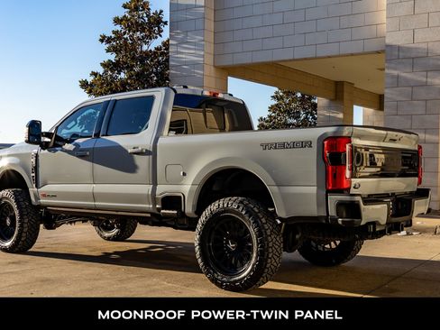 Used 2025 Ford F250 Platinum w/ Tremor Off-Road Package image 7