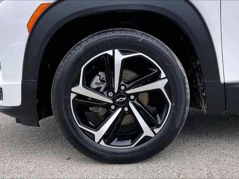 Used 2023 Chevrolet TrailBlazer RS w/ Convenience Package FWD image 35