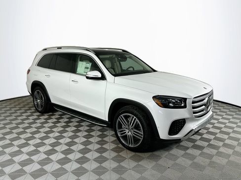 New 2026 Mercedes-Benz GLS 450 4MATIC image 1