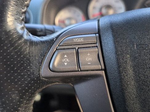 Used 2010 Honda Pilot EX-L image 17