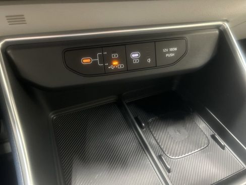 New 2026 Kia Carnival EX image 22