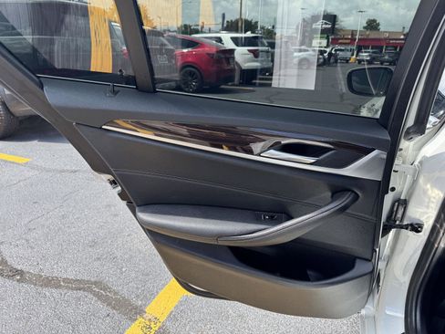 Used 2020 BMW 530i xDrive w/ Convenience Package image 33