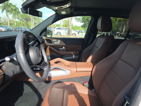 Used 2024 Mercedes-Benz GLE 450 4MATIC image 5