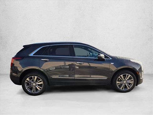 Used 2022 Cadillac XT5 Premium Luxury w/ Technology Package image 4