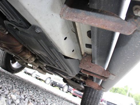 Used 2012 Jeep Grand Cherokee Overland AWD/4WD image 29