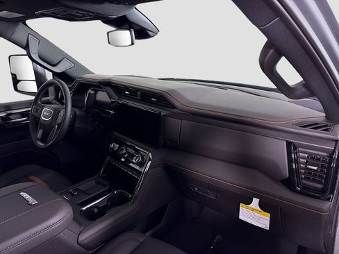 New 2026 GMC Sierra 2500 AT4 AWD/4WD image 30