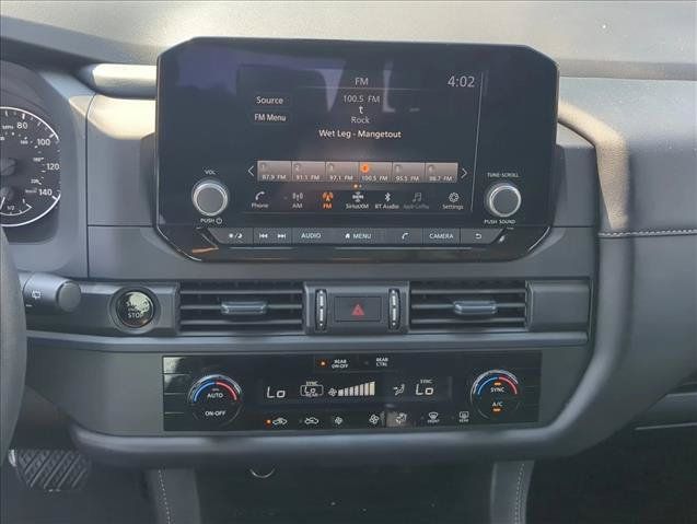 Used 2025 Nissan Pathfinder S FWD image 20
