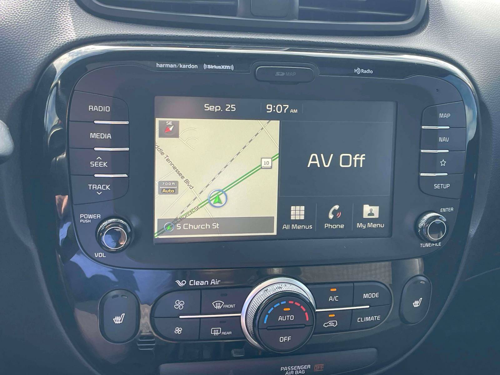 Used 2018 Kia Soul ! w/ Tech Package FWD image 19