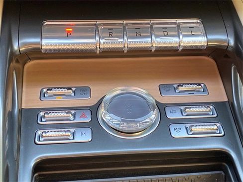 Used 2024 Lincoln Nautilus Reserve w/ Equipment Group 203A image 29