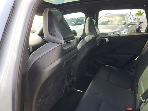 Used 2025 BMW X3 M50 w/ Premium Package image 12