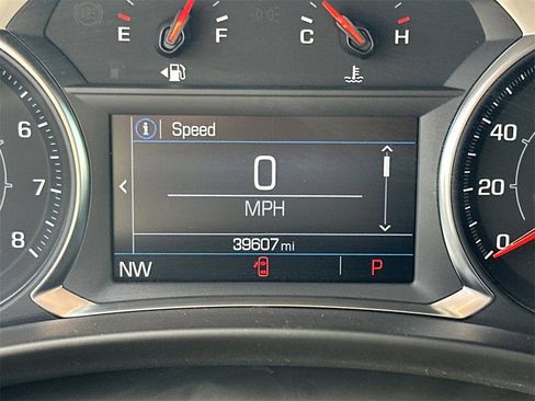 Used 2024 GMC Terrain SLE image 20