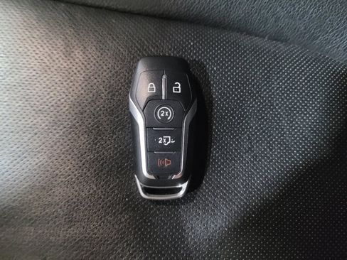 Used 2015 Ford F150 Lariat AWD/4WD image 32