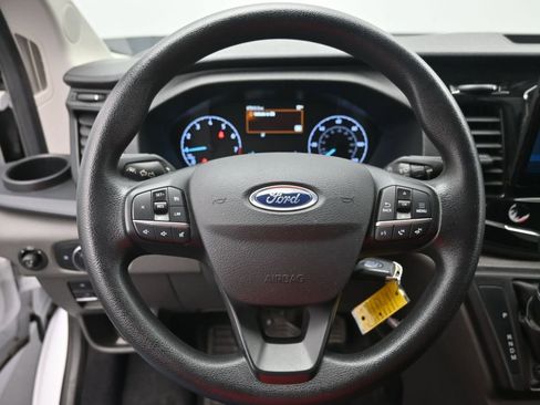 Used 2023 Ford Transit 350 XLT image 3