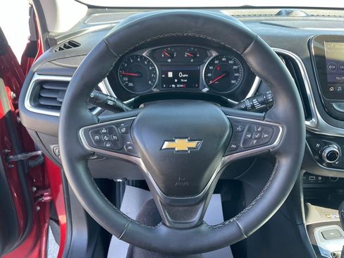 Used 2024 Chevrolet Equinox Premier image 10