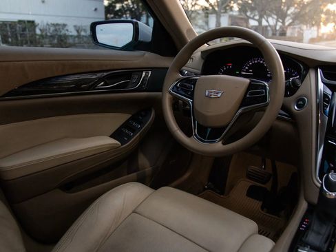 Used 2016 Cadillac CTS Luxury image 31