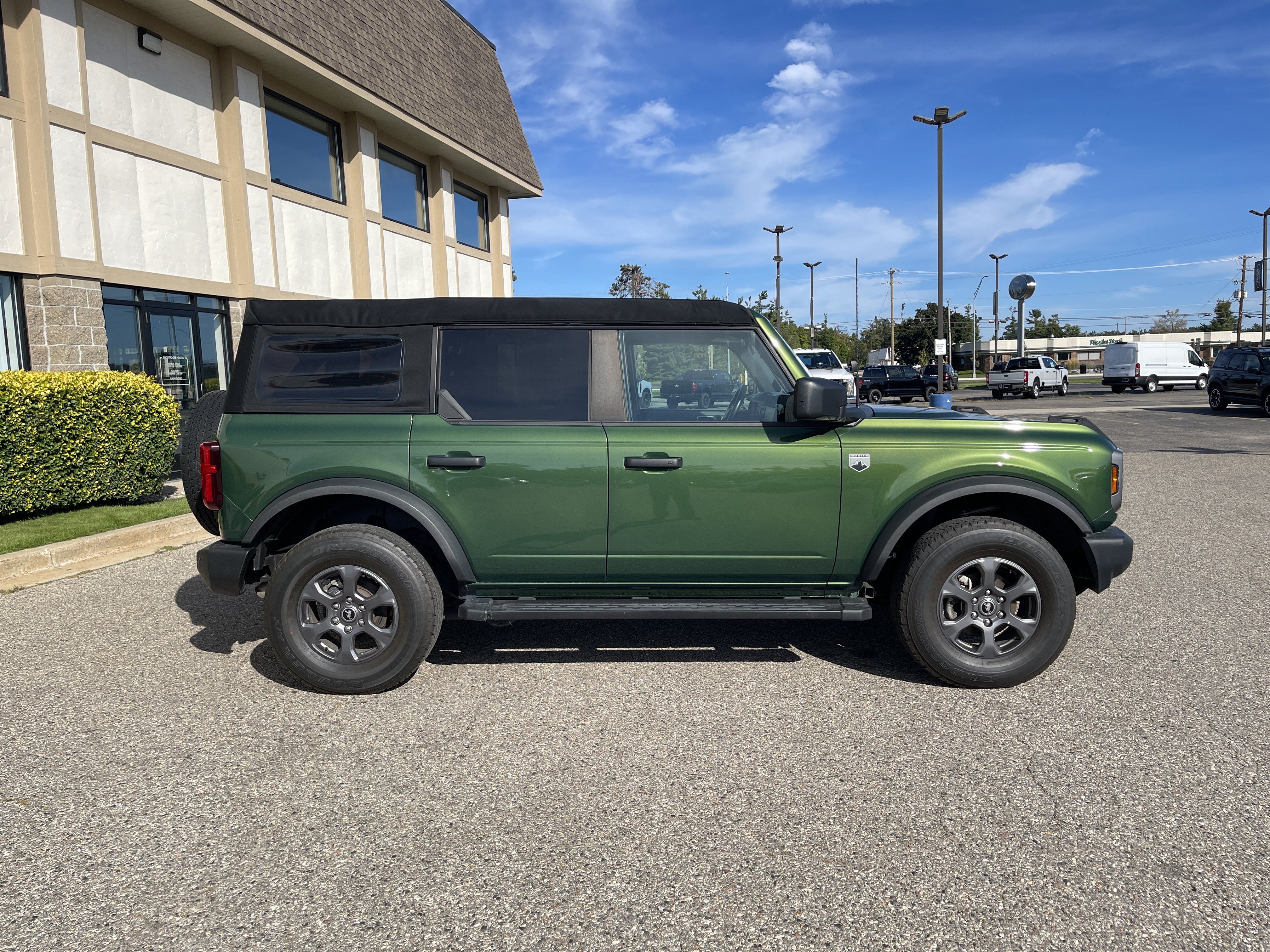 Certified 2023 Ford Bronco Big Bend AWD/4WD image 3