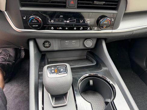 New 2026 Nissan Rogue SV image 27