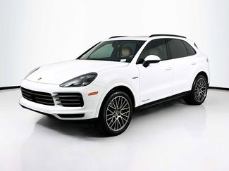 Used 2022 Porsche Cayenne Platinum Edition AWD/4WD video 1