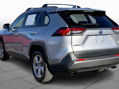 Used 2021 Toyota RAV4 Limited image 10