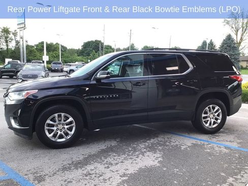Used 2021 Chevrolet Traverse LT FWD image 11