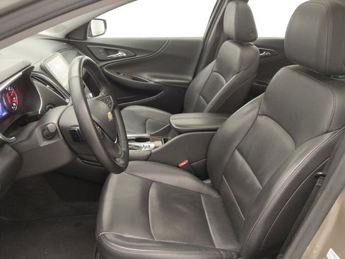 Used 2024 Chevrolet Malibu LT FWD image 17