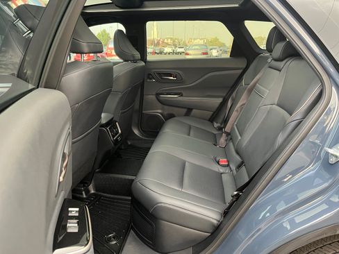 Used 2025 Toyota Crown Signia AWD/4WD image 25