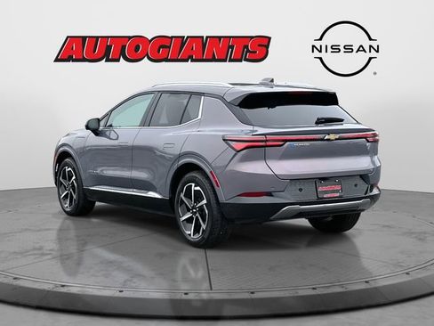 Used 2025 Chevrolet Equinox EV LT image 5