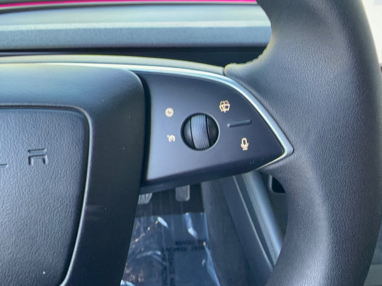 Used 2025 Tesla Model 3 Long Range RWD image 19