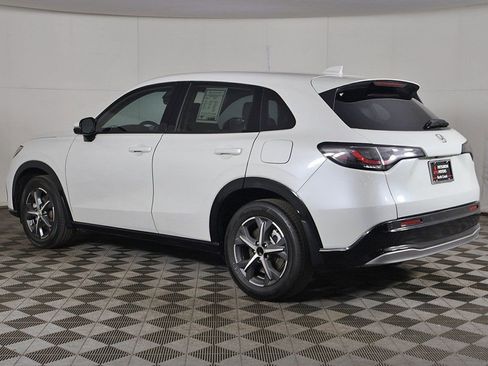 Used 2025 Honda HR-V EX-L image 9
