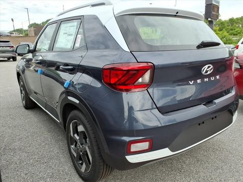 New 2026 Hyundai Venue SEL FWD image 21