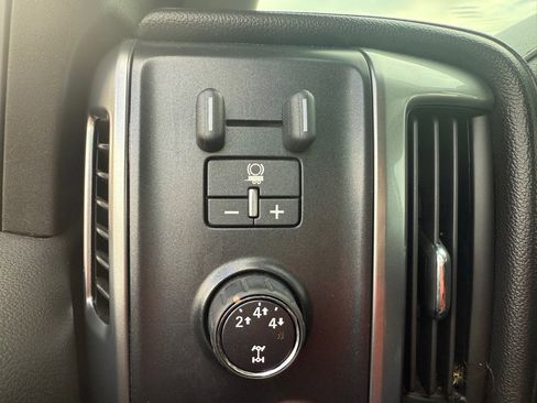 Used 2015 Chevrolet Silverado 2500 LTZ w/ Duramax Plus Package image 29