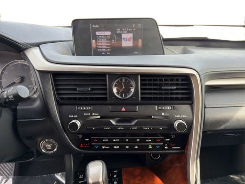 Used 2018 Lexus RX 350L 350L w/ Premium Package image 15