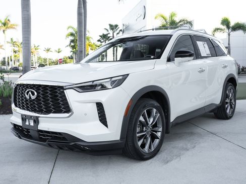 Used 2023 INFINITI QX60 Luxe w/ Cargo Package AWD/4WD image 6