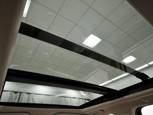 Used 2024 Ford Expedition Max Limited image 16