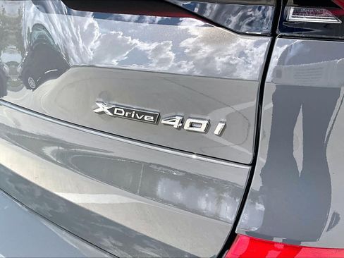 Used 2026 BMW X5 xDrive40i w/ M Sport Package AWD/4WD image 9