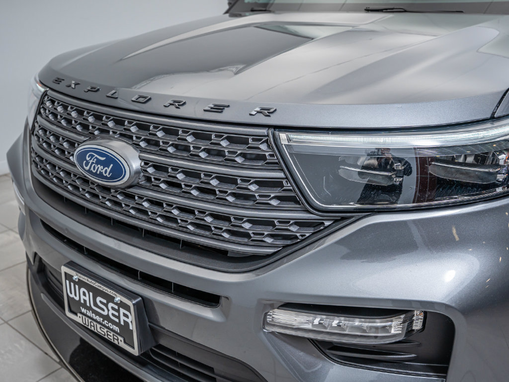 Used 2022 Ford Explorer XLT w/ Equipment Group 202A AWD/4WD image 15