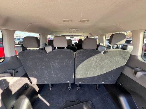 Used 2023 Ford Transit 350 XLT image 19