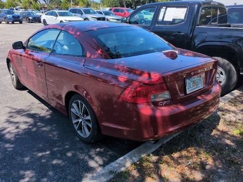 Used 2013 Volvo C70 T5 FWD image 4